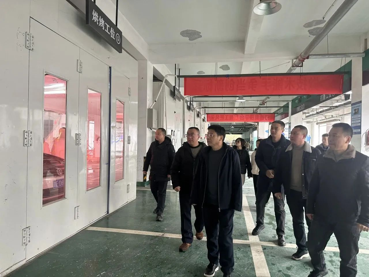 吴辉到公交公司、天弘置业公司召开走访慰问并督导安全生产工作